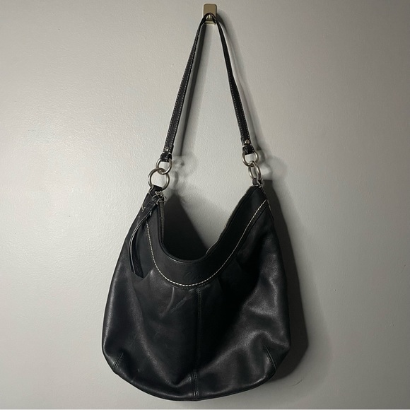 Coach Black Leather Shoulder Bag - Picture 3 of 4